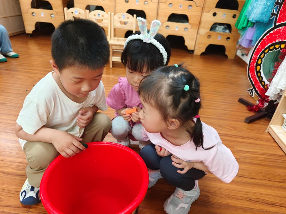 d7832abe64fa4a9292a6692f424e0d53.jpg