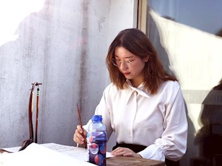 曹明明　教师